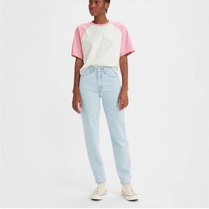 nwt Levis 80s mom jeans Don’t be frayed 25 30”